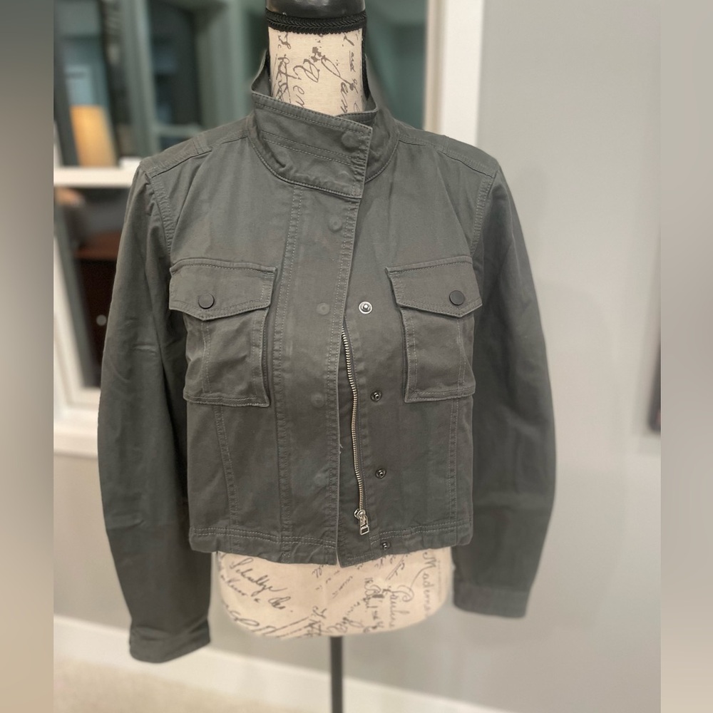 Athleta Olive Green Cropped Utility Full Zip Button Up Collared Jacket Size XS